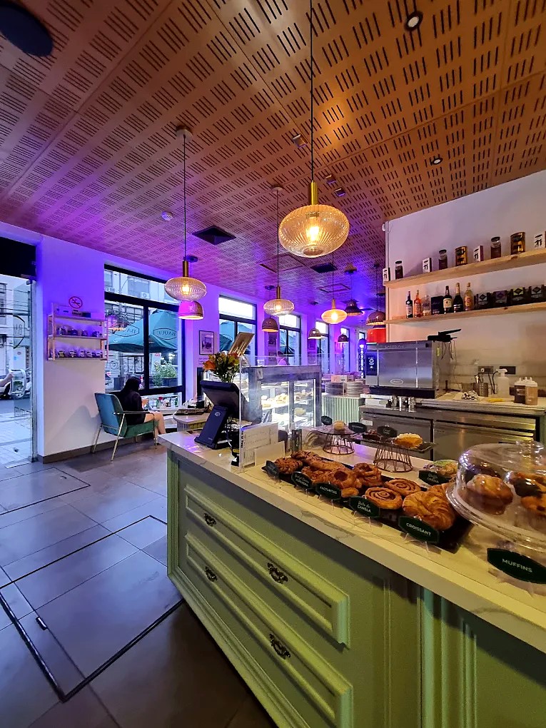 Mesón de pastelería de Café Baqué del Teatro